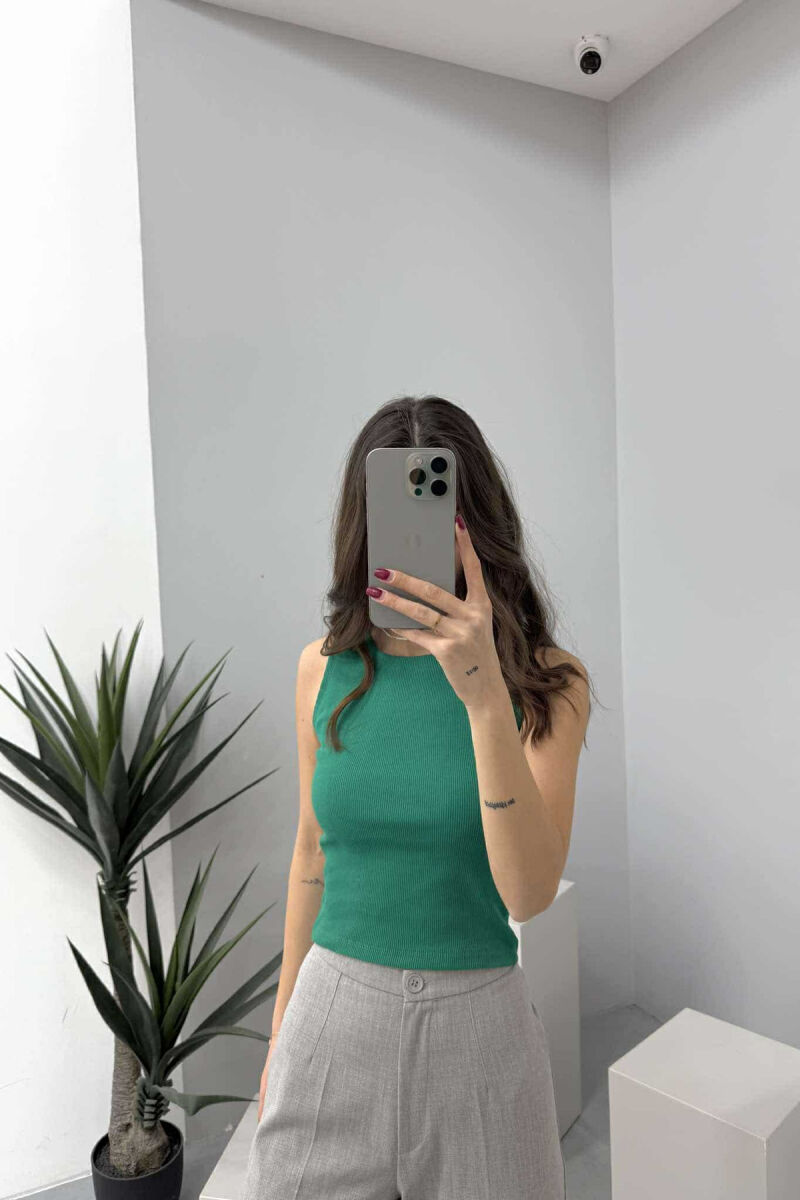 KANATJERE PËR FEMRA NË NGJYRËN JESHILE - 2