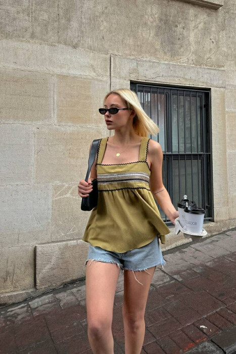 KANATJERE PËR FEMRA NË NGJYRËN ULLI - 2