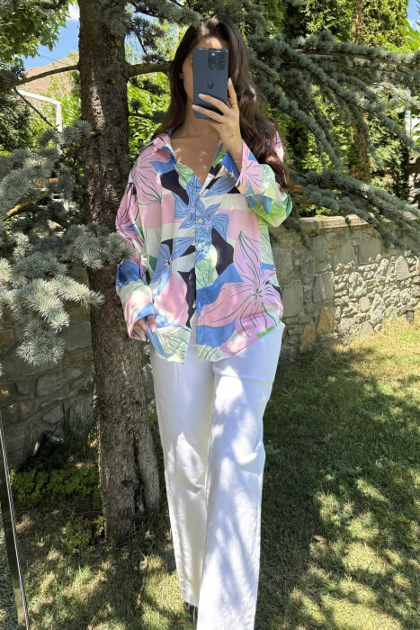 KËMISHË ME DIZAJNE ABSTRAKTE PËR FEMRA NË NGJYRËN ROZË+JESHILE - 5