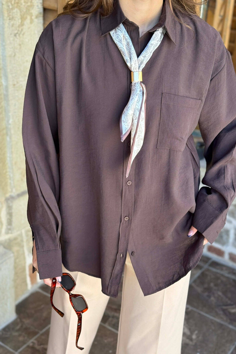 KEMISHE NJE NGJYRESHE ME DETAJIN E SHALLIT PER FEMRA NE NGJYRE KAFE - 3