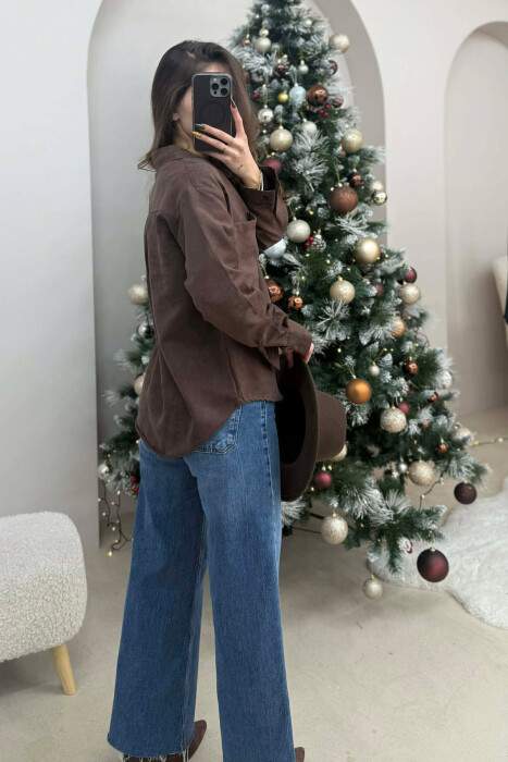 KËMISHË NJË NGJYRËSHE ME NJË XHEP PËE FEMRA NË NGJYRË KAFE TË ERRËT - 2