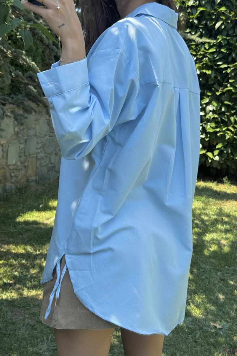 KËMISHË NJË NGJYRËSHE E THJESHTË PËR FEMRA NË NGJYRËN BABY BLUE - 5