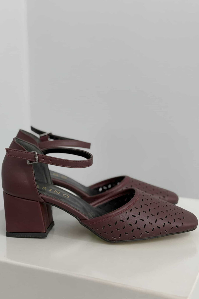 KËPUCE NJË NGJYRËSHE ME GJYSMË TAKË NË NGJYRË VISHNJË - 6