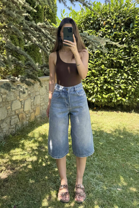 XHINSE TË SHKURTRA NJË NGJYRËSHE PËR FEMRA NË NGJYRËN BLU - KLAUDIO FASHION