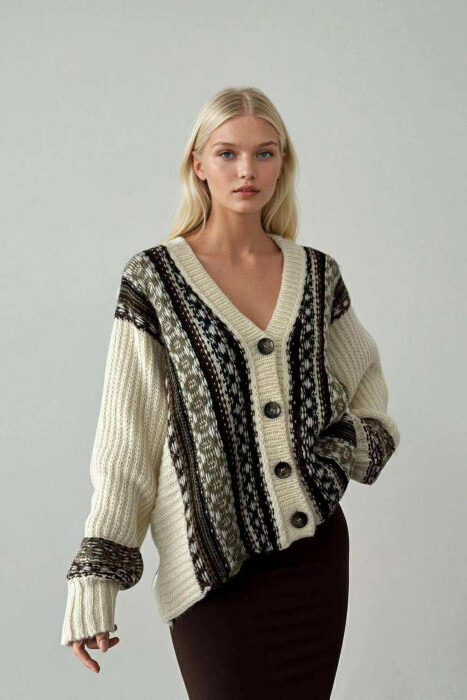 KNITTED SIMPLE BUTTONED WOMEN CARDIGAN CREAM/KREM - 1