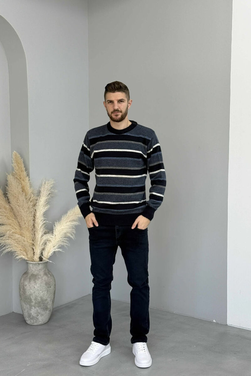 KNITTED STRIPE DESIGN MEN SWEATER DARK BLUE/BEE - 2