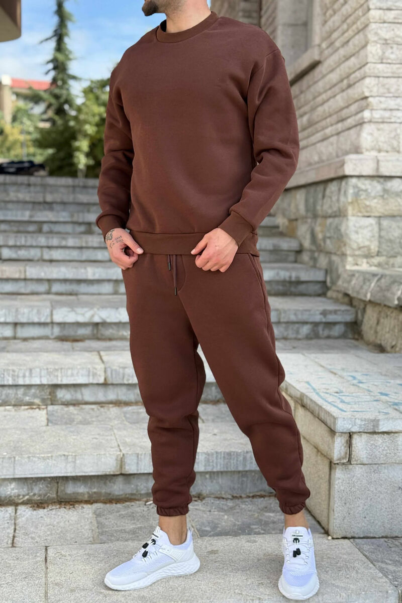 KOSTUM ME PUSH BLUZË ME JAKË TË RRUMBULLAKËT+TUTA PËR MESHKUJ NË NGJYRË KAFE TË ERRËT - 3