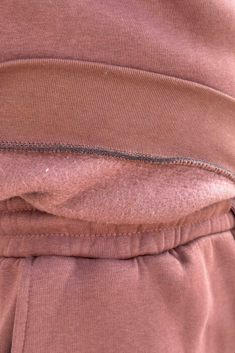 KOSTUM ME PUSH BLUZË ME JAKË TË RRUMBULLAKËT+TUTA PËR MESHKUJ NË NGJYRË KAFE TË ERRËT - 4