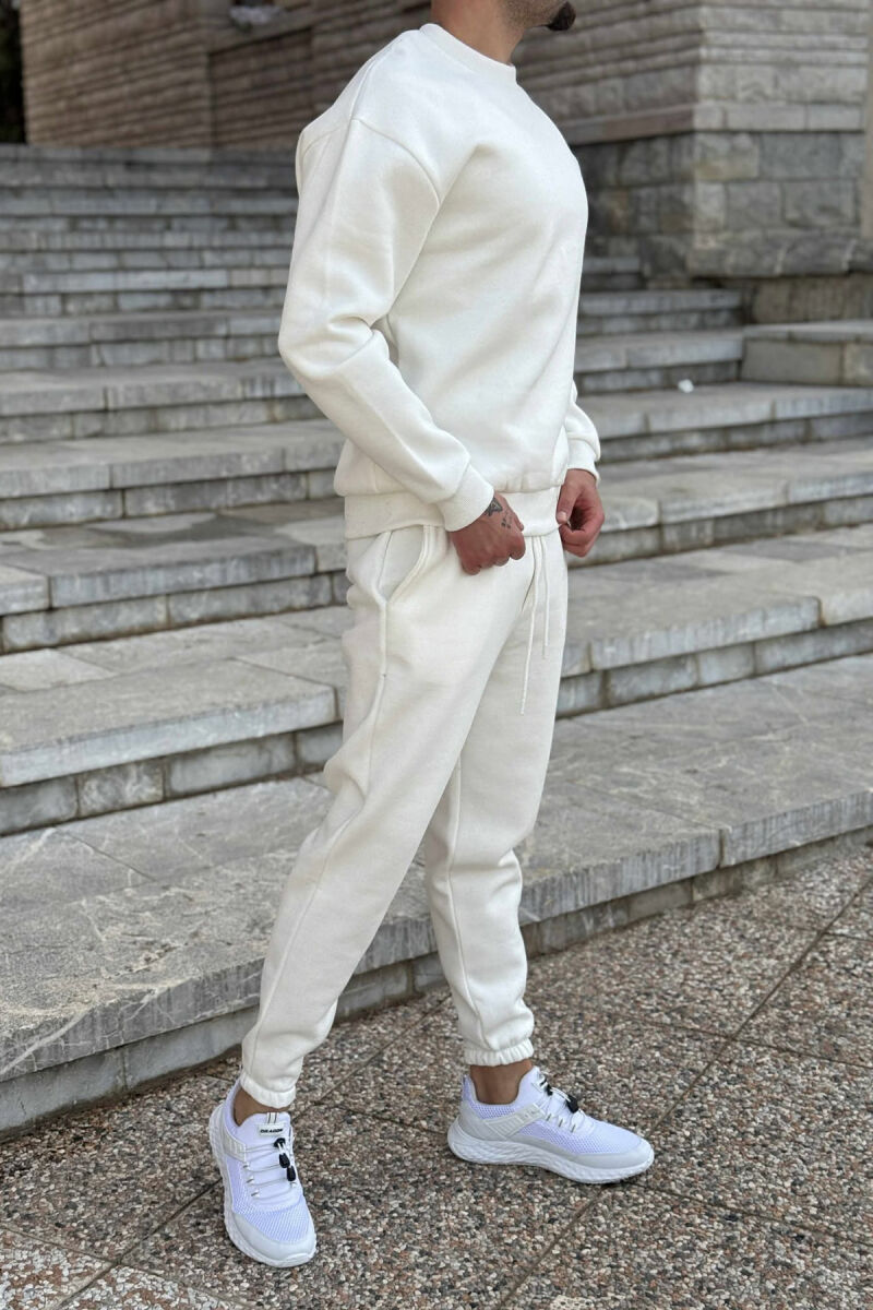 KOSTUM ME PUSH BLUZË ME JAKË TË RRUMBULLAKËT+TUTA PËR MESHKUJ NË NGJYRË TË BARDHË - 5