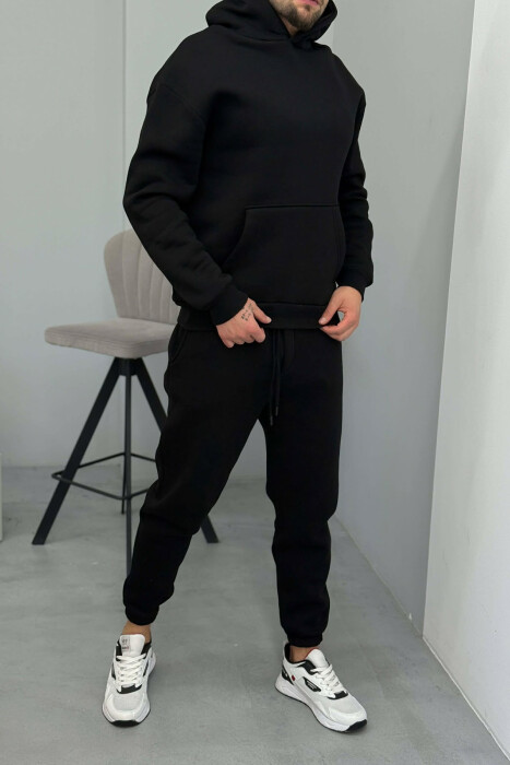 KOSTUM ME PUSH HOODIE DHE TUTA NJË NGJYRËSHE PËR MESHKUJ NË NGJYRËN E ZEZË - 4