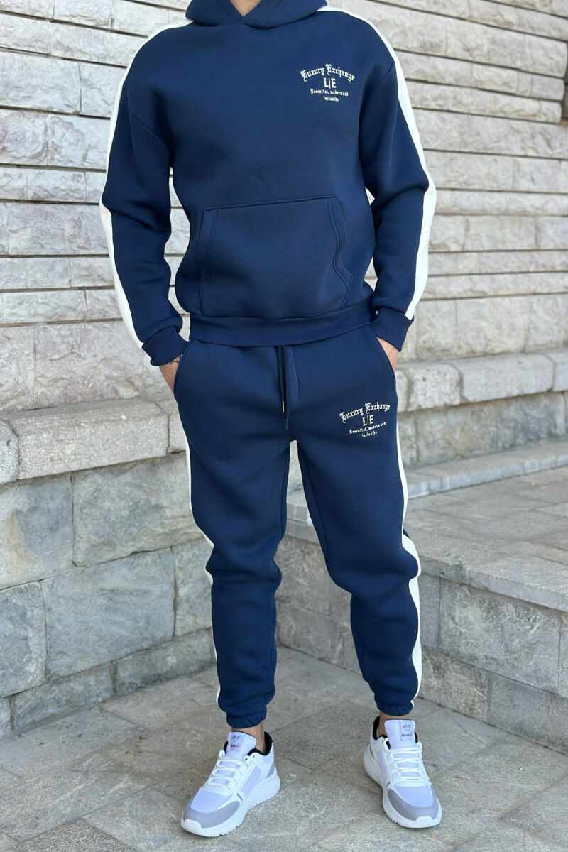KOSTUM ME PUSH HOODIE +TUTA ME SHKRIME TË VOGLA PËR MESHKUJ NË NGJYRËN BLU TË ERRËT - 1