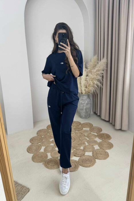 KOSTUM ME SHKRIM ALO T-SHIRT+TUTA PËR FEMRA NË NGJYRËN BLU TË ERRËT - 5