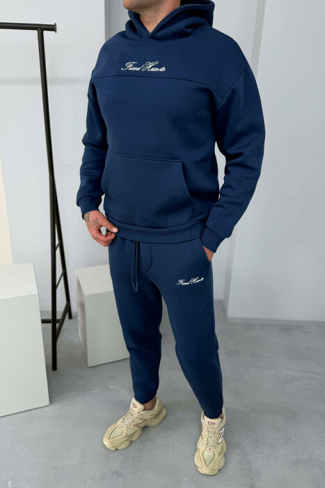 KOSTUM NJE NGJYRESH HOODIE ME SHKRIME + TUTA PER MESHKUJ NE NGJYRE BLU - 2