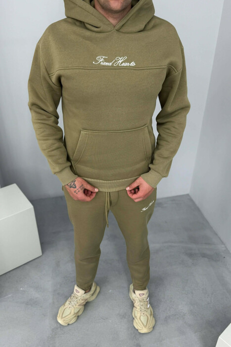 KOSTUM NJE NGJYRESH HOODIE ME SHKRIME + TUTA PER MESHKUJ NE NGJYRE MENTE - 3