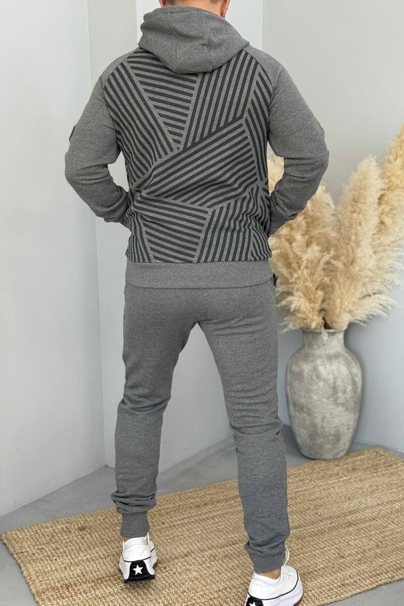 KOSTUM NJËNGJYRËSH HOODIE+TUTA PËR MESHKUJ NË NGJYRËN GRI TË ERRËT - 2