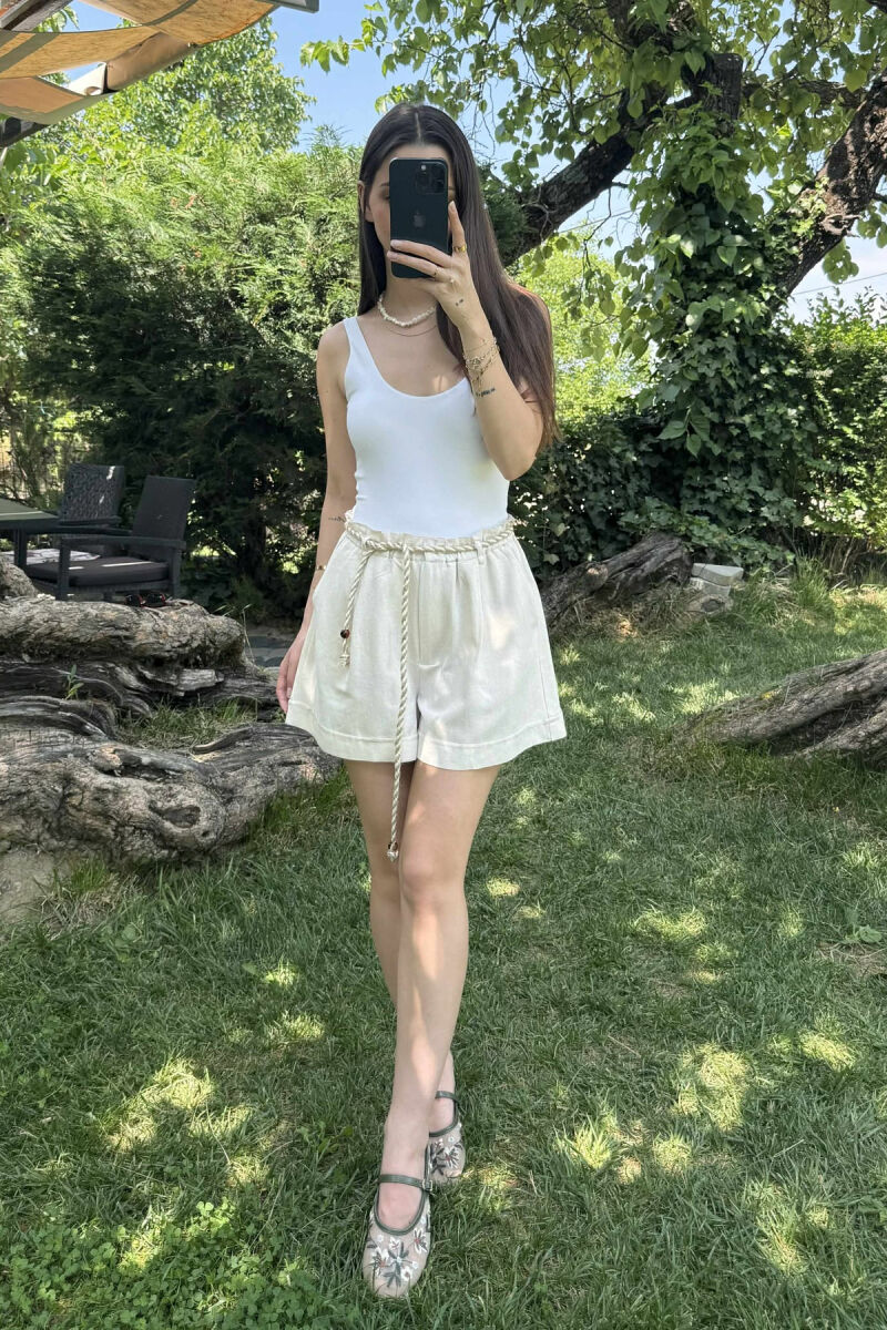 LACING BELT ONE COLOR WOMEN SHORTS CREAM/KREM - 4