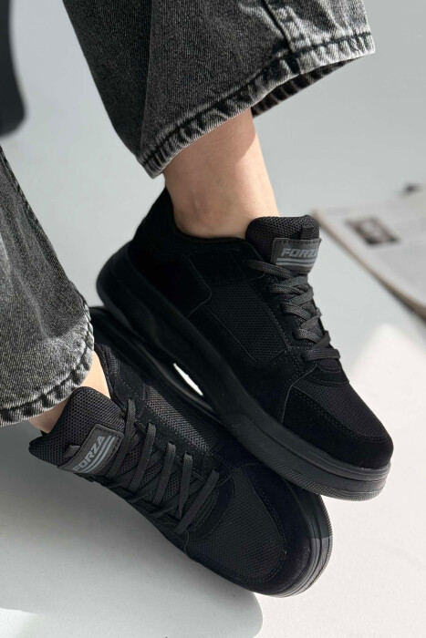 LACING PLATFORM ONE COLOR WOMEN SNEAKERS BLACK/ E ZEZE - 9