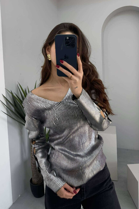 LACING SLEEVES DETAIL V NECK WOMEN SWEATER SILVER/ARGJEND - KLAUDIO FASHION