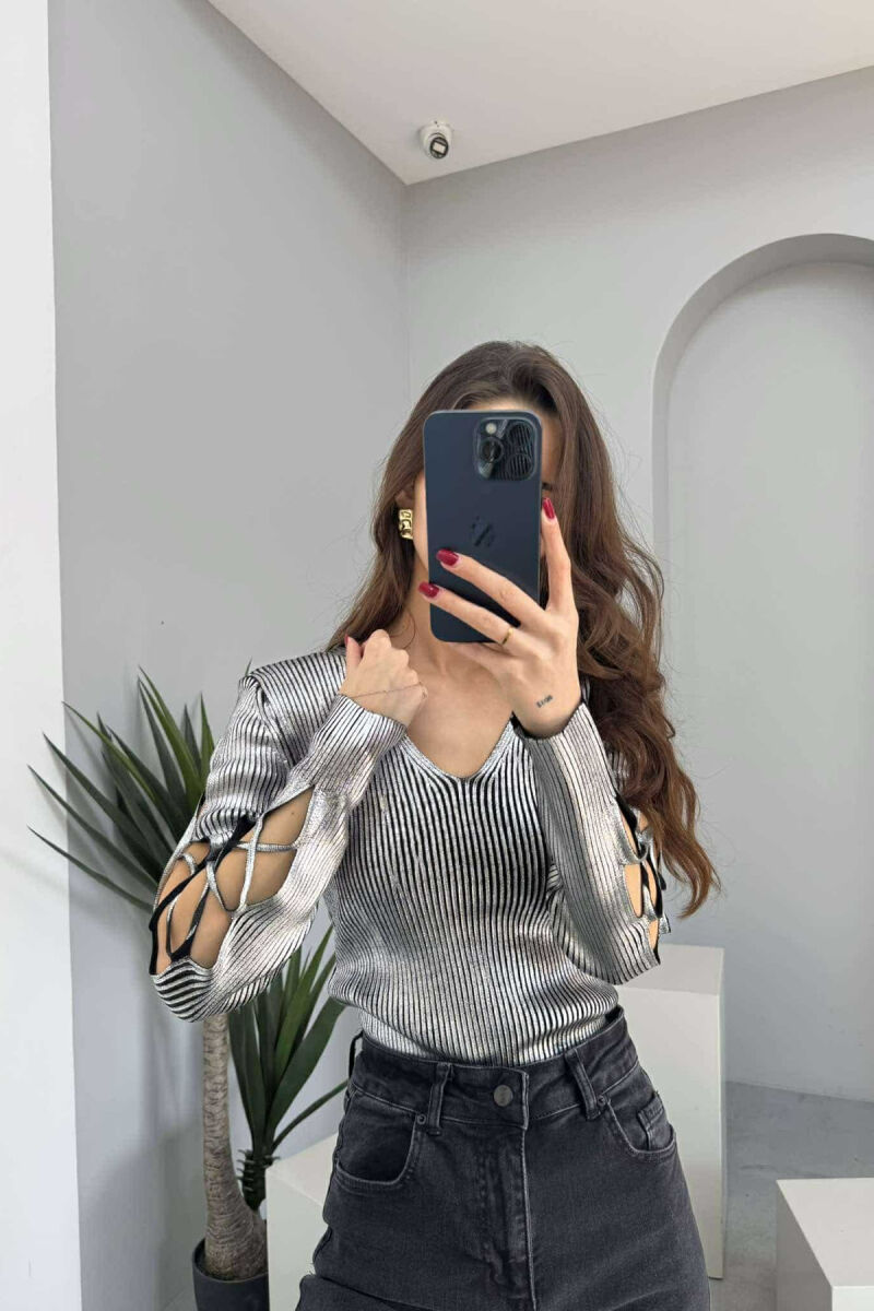 LACING SLEEVES DETAIL V NECK WOMEN SWEATER SILVER/ARGJEND - 3