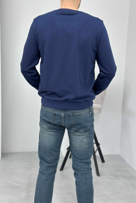 LITTLE WRITTINGS SIMPLE DESIGN MEN SWEATSHIRT DARK BLUE/BEE - 3
