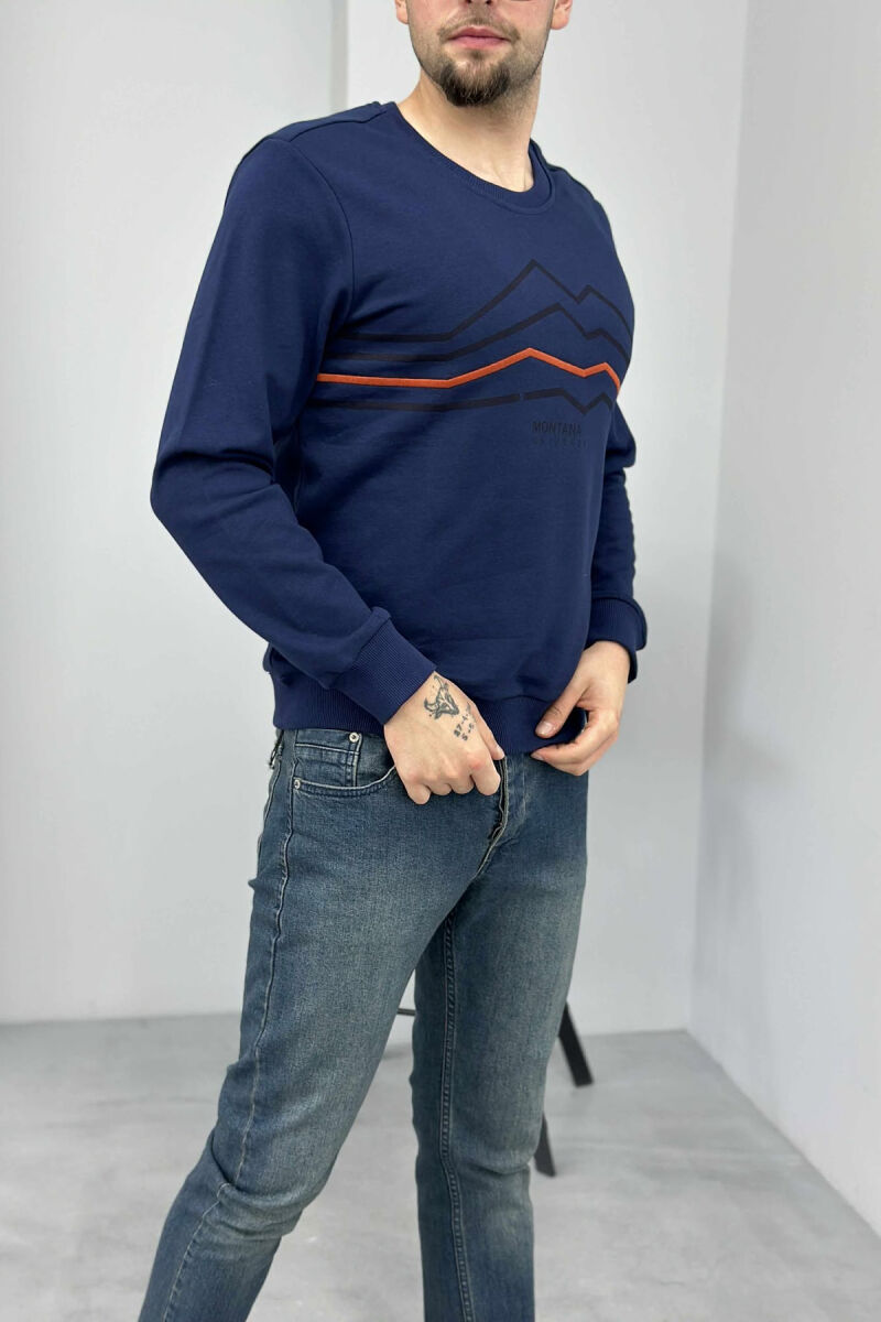 LITTLE WRITTINGS SIMPLE DESIGN MEN SWEATSHIRT DARK BLUE/BEE - 4