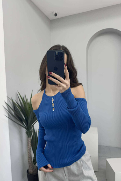 OFF SHOULDER ONE COLOR WOMEN SWEATER BLUE/BLU - KLAUDIO FASHION