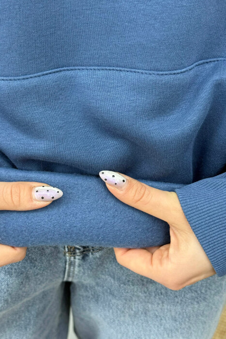 ONE COLOR BACK DESIGN FLUFFY WOMEN HOODIE BLUE/BLU - 4