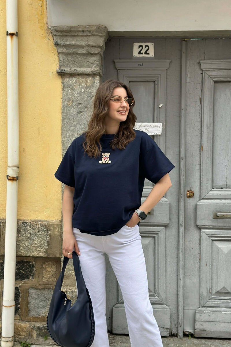 ONE COLOR BEAR DETAIL WOMAN T-SHIRT BLUE/BLU - 4