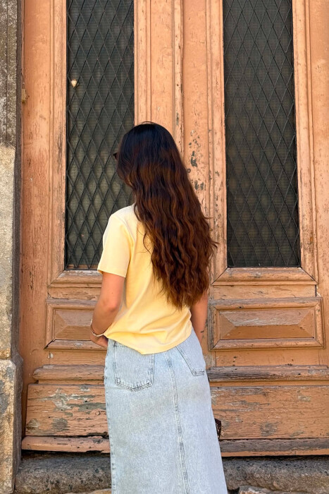 ONE COLOR BEAR LOGO & WRITTINGS WOMAN T-SHIRT YELLOW/E VERDHE - 5