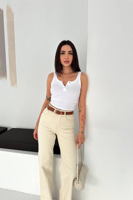 ONE COLOR BELT DETAIL CUT OF EDGES WOMAN JEANS CREAM/KREM - KLAUDIO FASHION