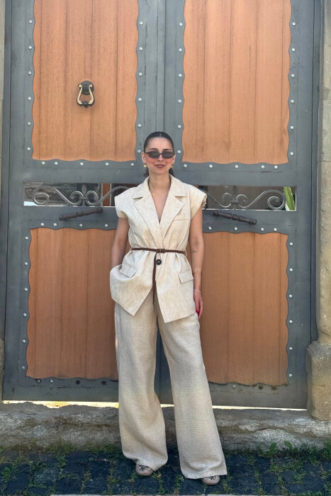 SET NJE NGJYRESH JELEK ME DETAJIN E RRIPIT + PANTALLONA PER FEMRA NE NGJYRE BEZHE - KLAUDIO FASHION