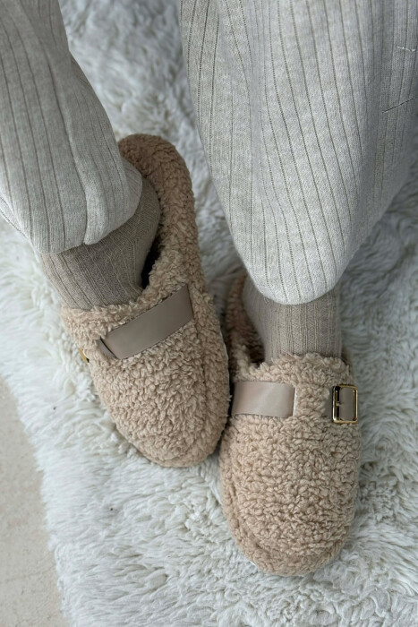 ONE COLOR BUCKLE DETAIL TEDDY WOMAN SLIPPERS DARK BEIGE/BEZHE ERRET - 3