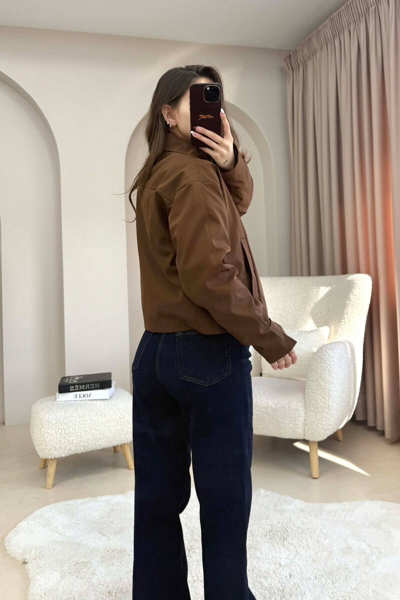 ONE COLOR BUTTONED CROPPED WOMAN COAT BROWN/KAFE - 3