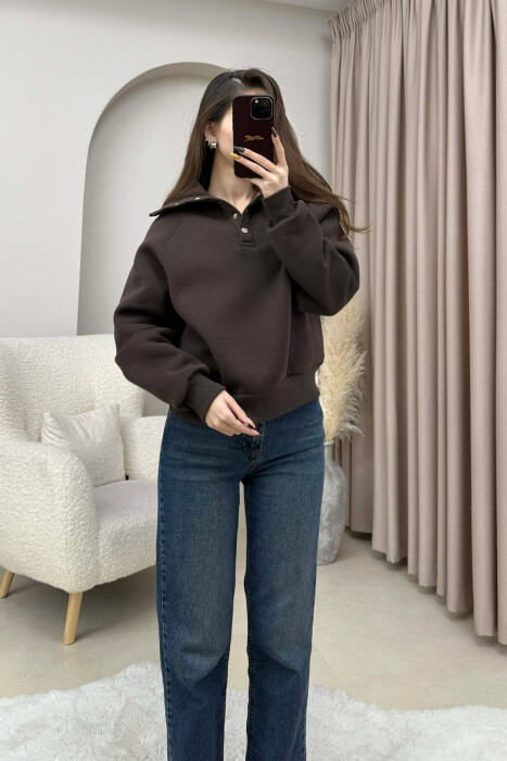 ONE COLOR BUTTONED FLUFFY WOMEN SWEATSHIRT BROWN/KAFE - 1
