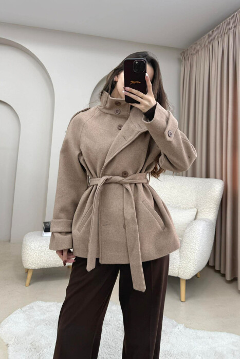 ONE COLOR BUTTONED WOMAN COAT WITH BELT BEIGE/BEZHE 