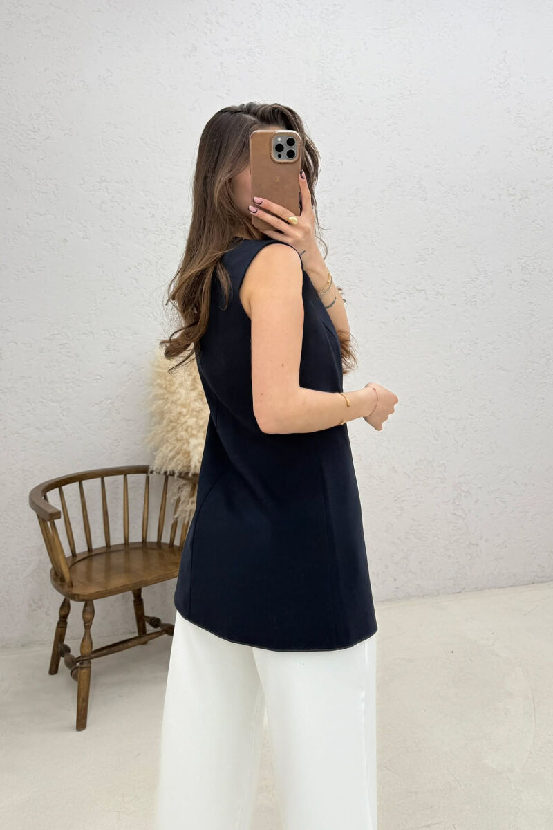 ONE COLOR BUTTONED WOMAN VEST DARK BLUE/BEE - 4