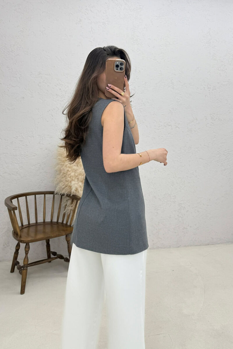 ONE COLOR BUTTONED WOMAN VEST DARK GREY/GEE - 4