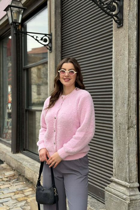 PULOVER NJE NGJYRESHE ME BUTONA PER FEMRA NE NGJYRE ROZE - KLAUDIO FASHION