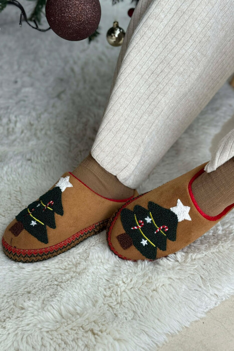 ONE COLOR CHRISTMAS TREE WOMAN SLIPPERS BROWN/KAFE - 6