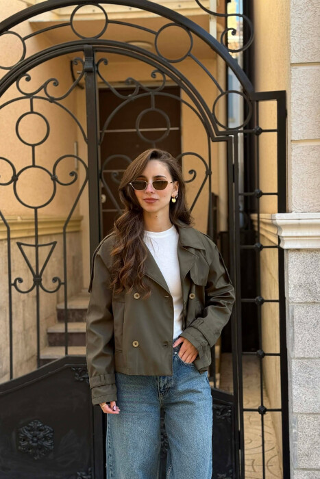 XHAKETE E SHKURTER NJE NGJYRESHE PER FEMRA NE NGJYRE JESHILE - KLAUDIO FASHION