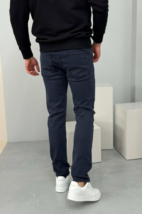 ONE COLOR ELASTIC REGULAR MEN JEANS DARK BLUE/BEE - 4