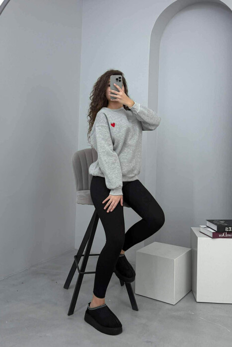 ONE COLOR FLUFFY HEART LOGO WOMEN SWEATSHIRT GREY/GRI - 2