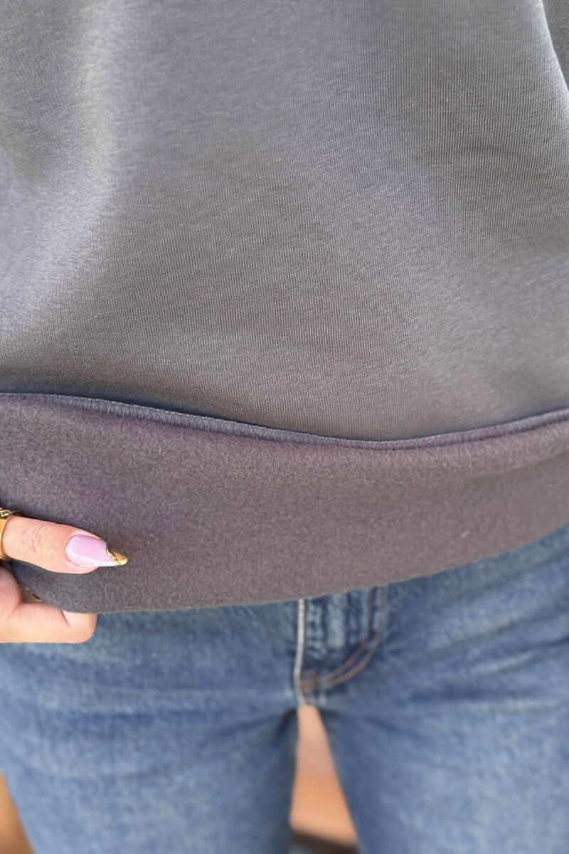 ONE COLOR FLUFFY POLO NECK WOMEN SWEATSHIRT DARK GREY/GEE - 4