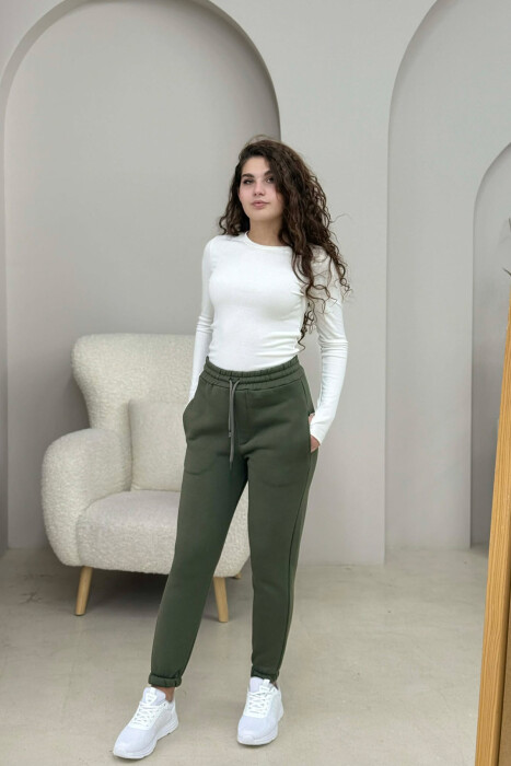 ONE COLOR FLUFFY SIMPLE WOMEN SWEATPANTS DARK GREEN/JEE 