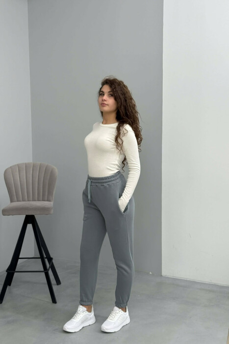 ONE COLOR FLUFFY SIMPLE WOMEN SWEATPANTS IRON GREY/GRI HEKURI - 1