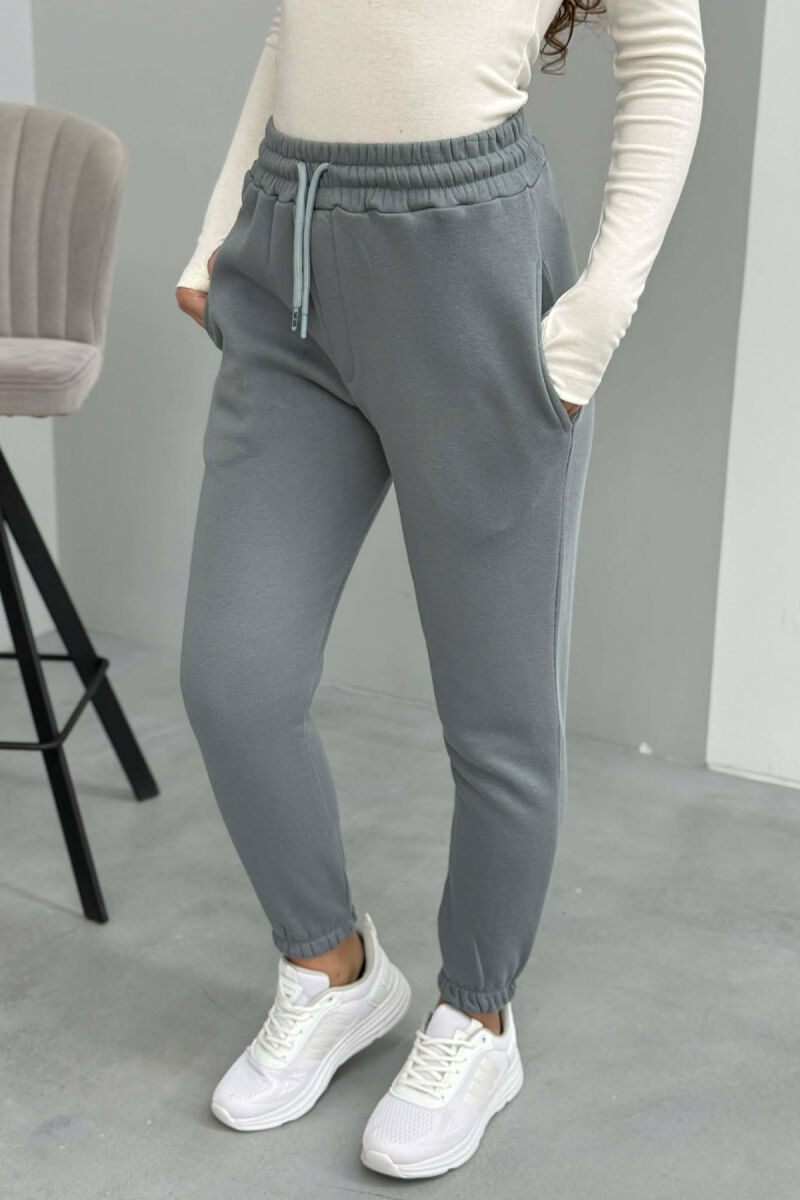 ONE COLOR FLUFFY SIMPLE WOMEN SWEATPANTS IRON GREY/GRI HEKURI - 4