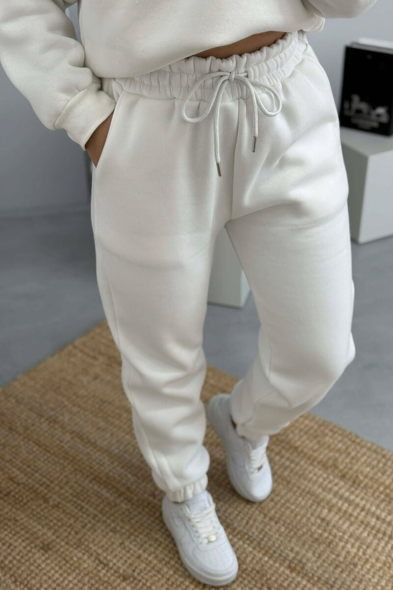 ONE COLOR FLUFFY WOMEN JOGGERS WHITE-E BARDHE - 1