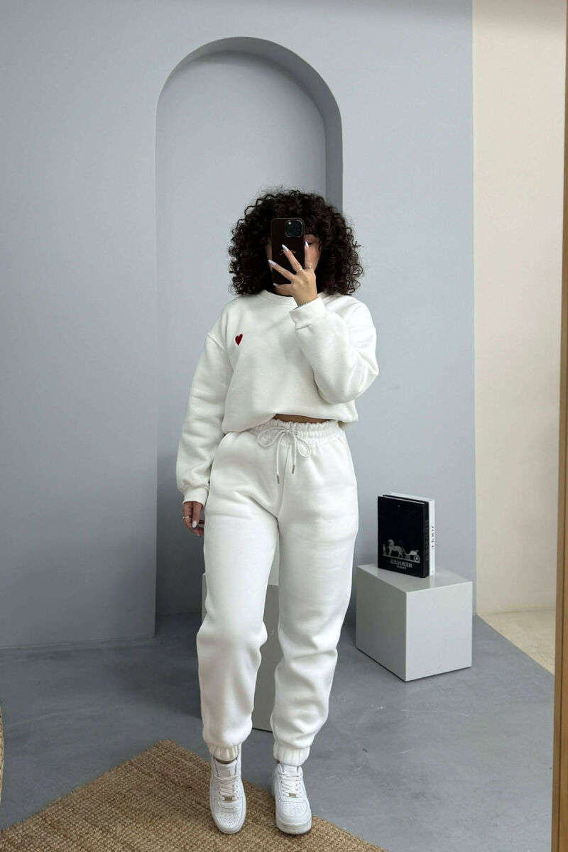 ONE COLOR FLUFFY WOMEN JOGGERS WHITE-E BARDHE - 5