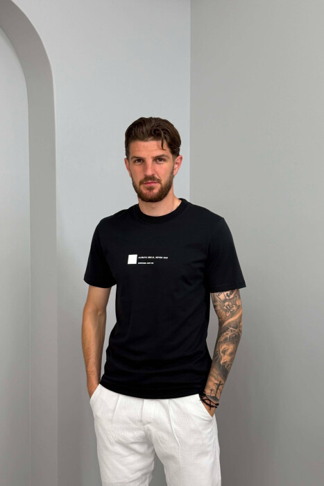 ONE COLOR FRONT WRITTINGS MEN T-SHIRT BLACK/ E ZEZE - KLAUDIO FASHION