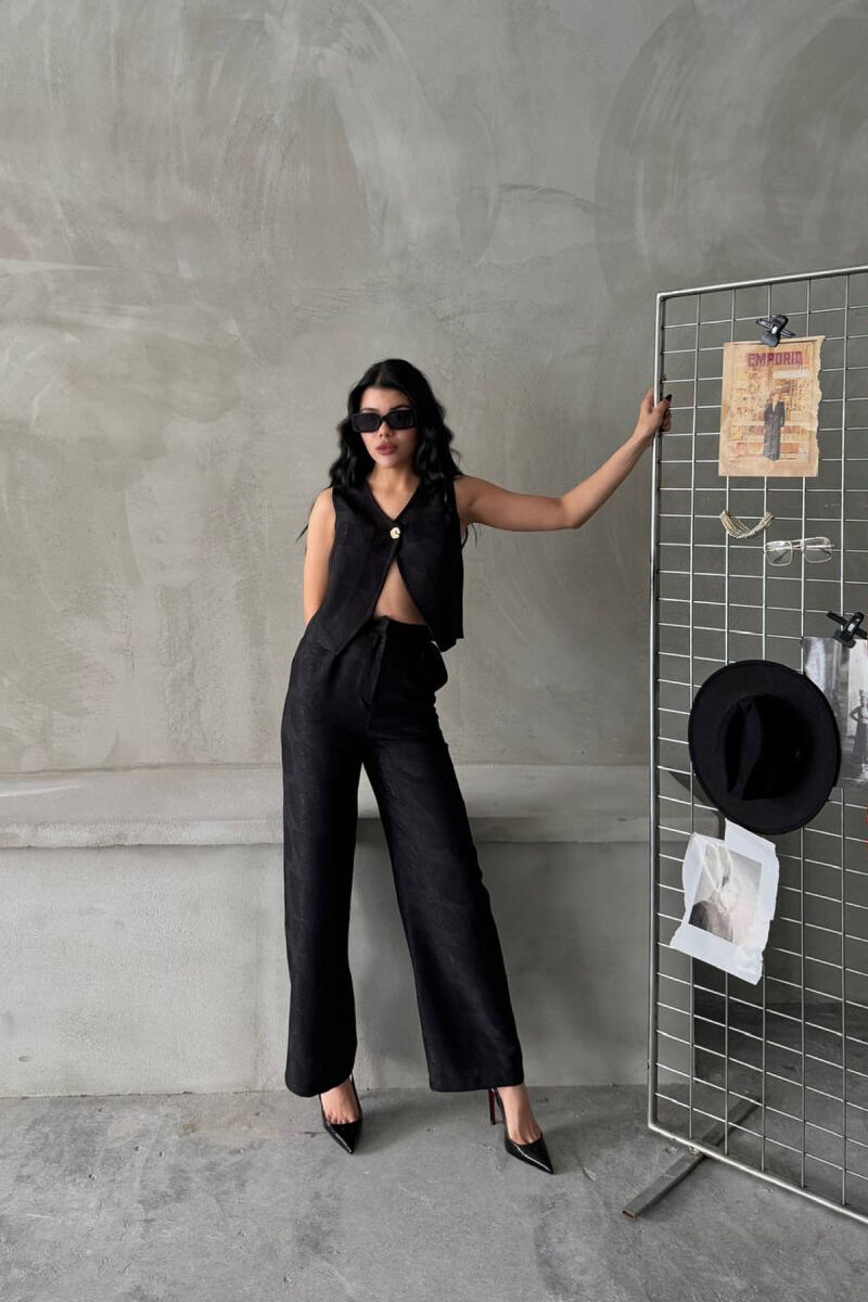 ONE COLOR GOLD BUTTON VEST + TROUSERS WOMAN SET BLACK/ E ZEZE - 1